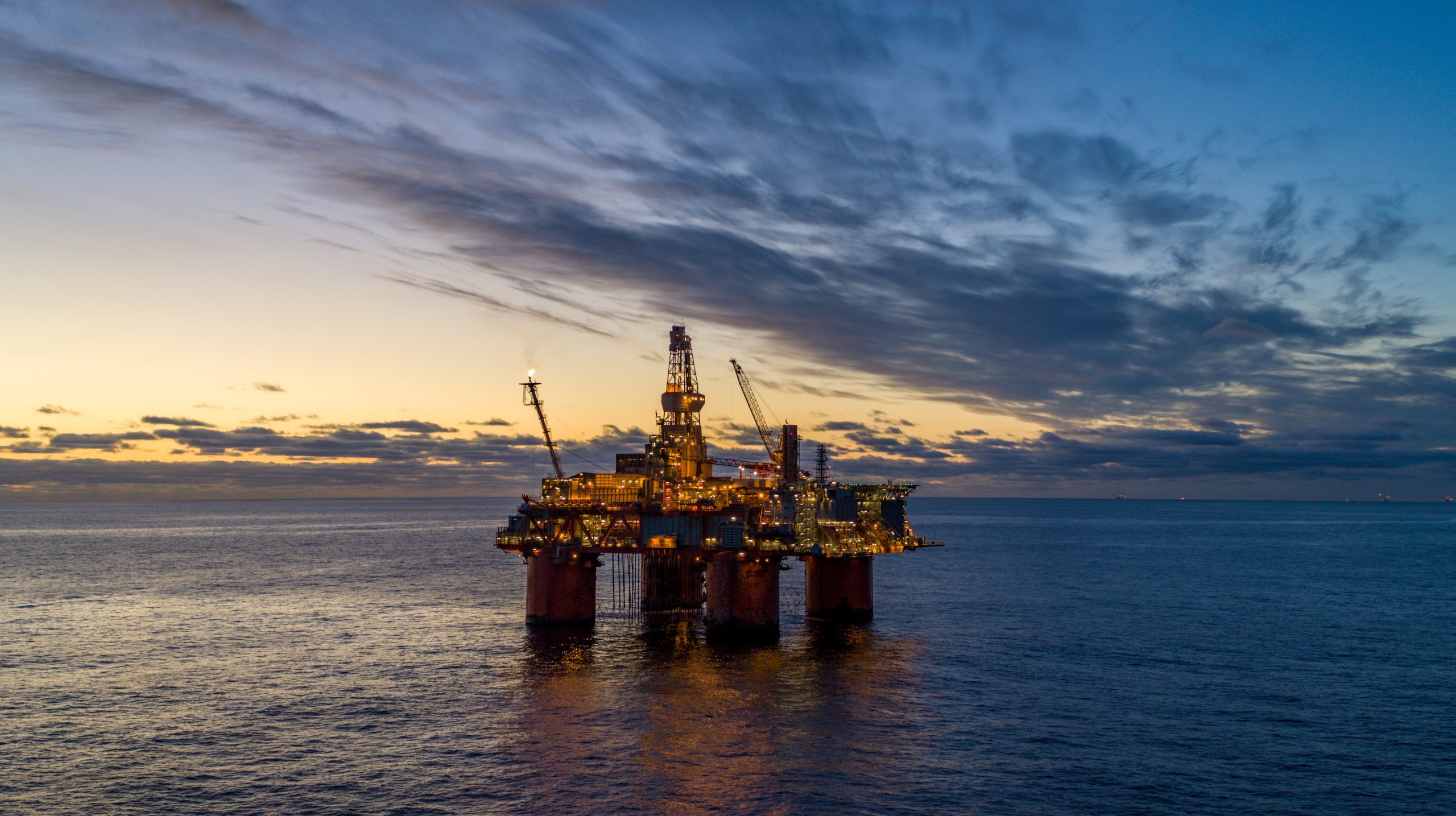 Managing Loss of Stability Risks with the Bowtie Approach in the Oil and Gas Industry
